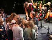 Klasszikusok kicsiknek és nagyoknak - Hangszersimogató - Advent a Várkert Bazárban